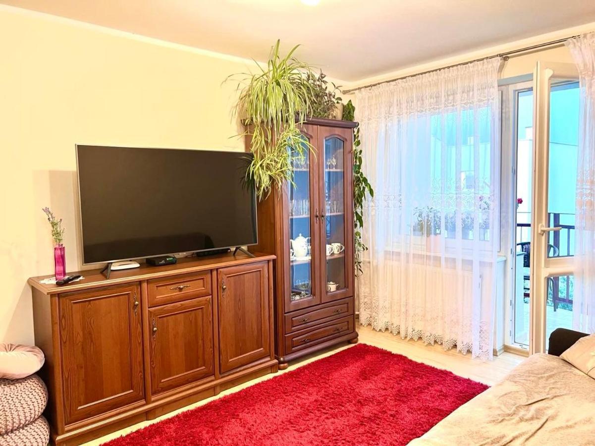 Апартаменты Apartament Pod Lipami Гижицко Экстерьер фото